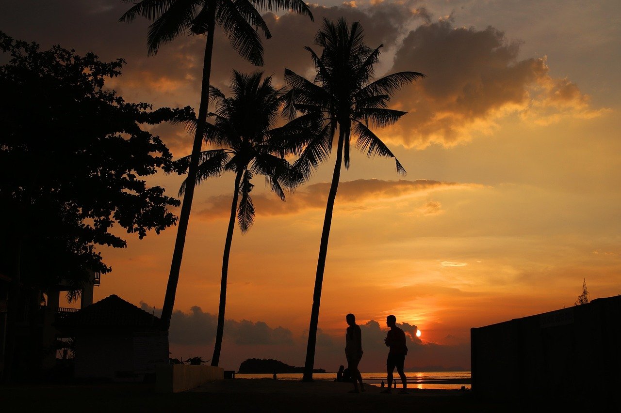 🌴 Slow Down in Paradise: What Makes Koh Lanta So Special