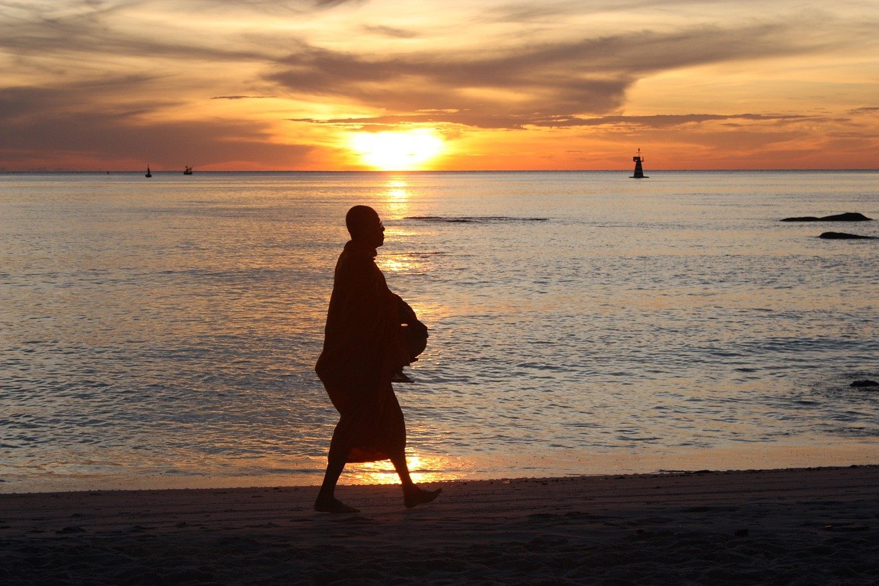 7 Reasons to Visit Hua Hin for Your Next Beach Break
